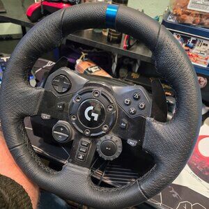 TrueForce G923 Playstation wheel and Pedal